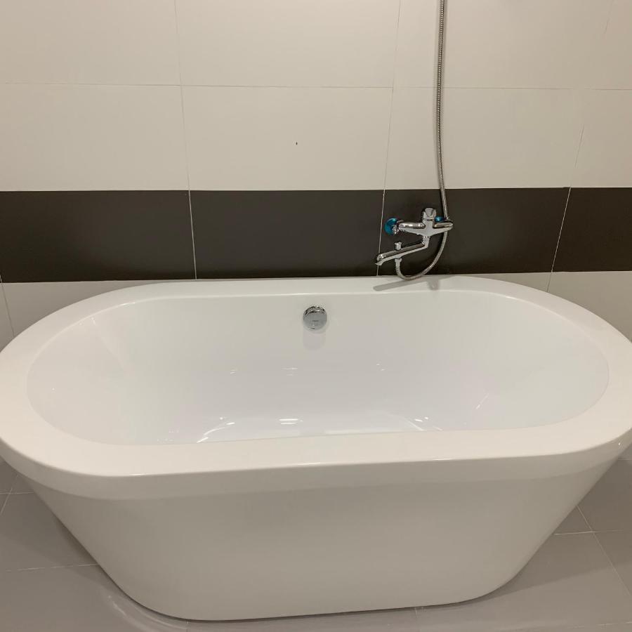 Tan Cuu Long Hotel Ho Chi Minh-stad Buitenkant foto